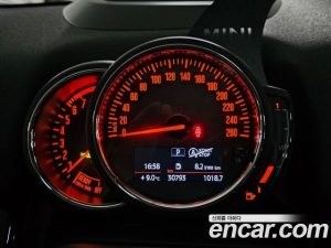 Mini Countryman ALL4 2020 года из Южной Кореи