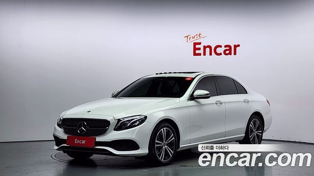 Mercedes-Benz E-Class E220d Avantgarde 2020 года из Кореи