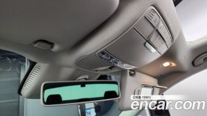Mercedes-Benz E-Class E220d Avantgarde 2020 года из Южной Кореи