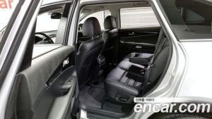 Kia Sorento Дизель 2.0 2WD 2020 года из Южной Кореи