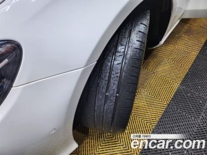 Mercedes-Benz E-Class E220d Avantgarde 2020 года из Южной Кореи