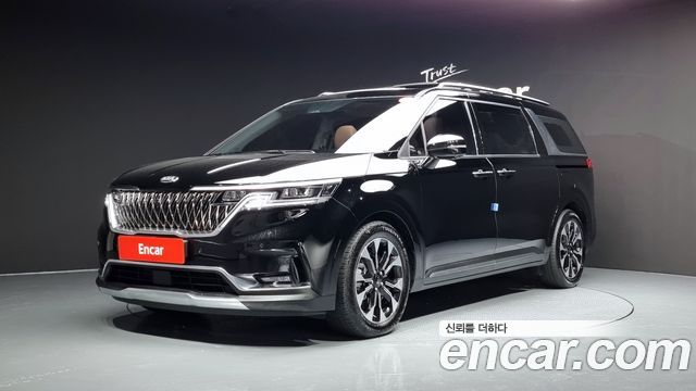 Kia Carnival Бензин 9-Seater Signature 2021 года из Кореи