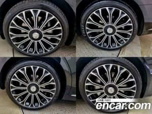Mercedes-Benz S-Class S560L 4MATIC 2020 года из Южной Кореи