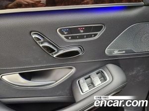 Mercedes-Benz S-Class S560L 4MATIC 2020 года из Южной Кореи