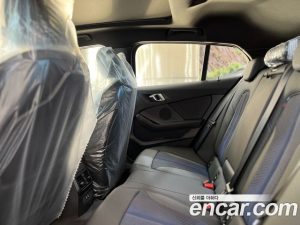 BMW 1-Series 120i M Sport 2023 года из Южной Кореи