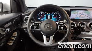 Mercedes-Benz GLC-Class GLC300 4MATIC Coupe 2020 года из Южной Кореи
