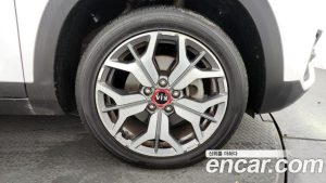Kia Seltos Бензин 1.6 Turbo 2WD 2020 года из Южной Кореи