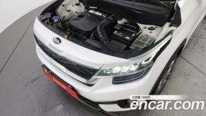 Kia Seltos Бензин 1.6 Turbo 2WD 2020 года из Южной Кореи