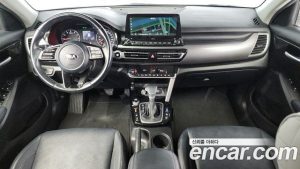 Kia Seltos Бензин 1.6 Turbo 2WD 2020 года из Южной Кореи