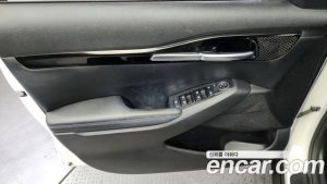 Kia Seltos Бензин 1.6 Turbo 2WD 2020 года из Южной Кореи