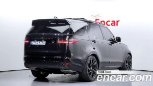 Land Rover Discovery P360 R-Dynamic SE 2023 года из Южной Кореи
