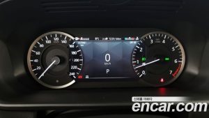 Land Rover Discovery P360 R-Dynamic SE 2023 года из Южной Кореи