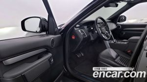Land Rover Discovery P360 R-Dynamic SE 2023 года из Южной Кореи