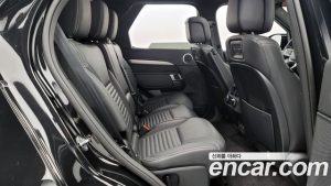 Land Rover Discovery P360 R-Dynamic SE 2023 года из Южной Кореи