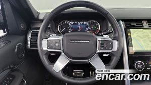 Land Rover Discovery P360 R-Dynamic SE 2023 года из Южной Кореи