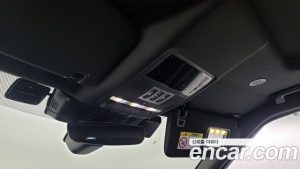 Land Rover Discovery P360 R-Dynamic SE 2023 года из Южной Кореи