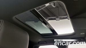 Land Rover Discovery P360 R-Dynamic SE 2023 года из Южной Кореи