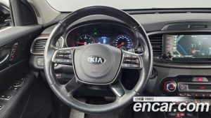 Kia Sorento Дизель 2.0 2WD 2020 года из Южной Кореи