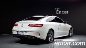 Mercedes-Benz E-Class E220d Coupe 2020 года из Южной Кореи