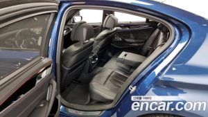 BMW 5-Series M550i xDrive 2021 года из Южной Кореи