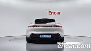 Porsche Taycan 4S 2021 года из Южной Кореи