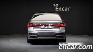 BMW 7-Series 730Ld xDrive M Sport 2020 года из Южной Кореи
