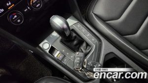 Volkswagen Tiguan 2.0 TDI Prestige 2020 года из Южной Кореи