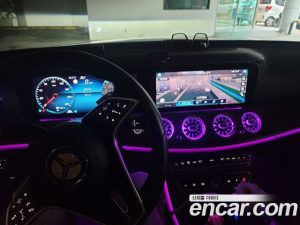 Mercedes-Benz E-Class E250 Exclusive 2021 года из Южной Кореи