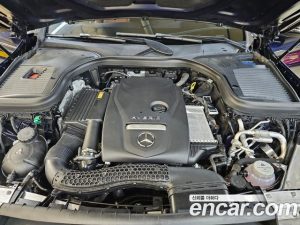 Mercedes-Benz GLC-Class GLC300e 4MATIC Coupe 2021 года из Южной Кореи