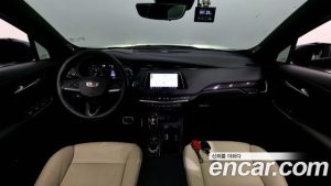 Cadillac XT4 2.0 Sport AWD 2023 года из Южной Кореи