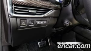 Cadillac XT4 2.0 Sport AWD 2023 года из Южной Кореи