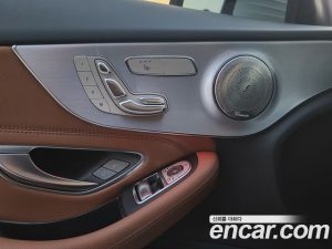 Mercedes-Benz C-Class C200 Coupe 2020 года из Южной Кореи