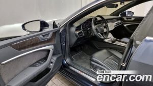 Audi A7 55 TFSI 4WD Premium 2020 года из Южной Кореи