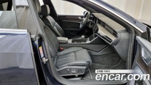 Audi A7 55 TFSI 4WD Premium 2020 года из Южной Кореи