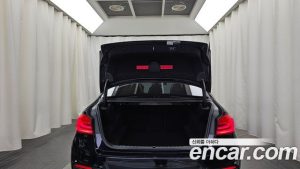 BMW 5-Series 520d M Sport Plus 2020 года из Южной Кореи