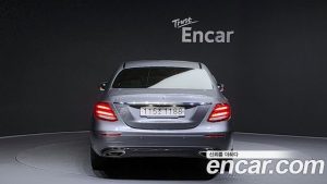 Mercedes-Benz E-Class E250 Avantgarde 2020 года из Южной Кореи