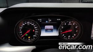 Mercedes-Benz E-Class E250 Avantgarde 2020 года из Южной Кореи