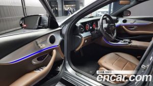 Mercedes-Benz E-Class E250 Avantgarde 2020 года из Южной Кореи