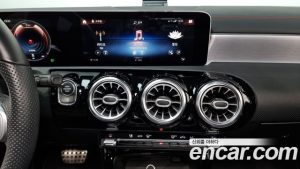 Mercedes-Benz CLA-Class CLA250 4MATIC 2020 года из Южной Кореи