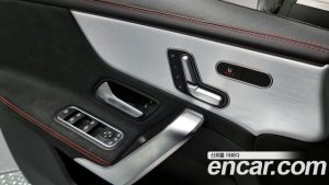 Mercedes-Benz CLA-Class CLA250 4MATIC 2020 года из Южной Кореи