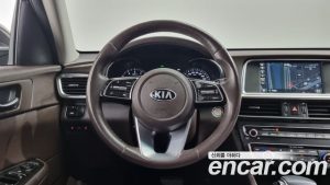 Kia K5 2.0 2020 года из Южной Кореи