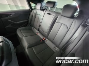 Audi A5 40 TDI 4WD Premium Sportback 2023 года из Южной Кореи
