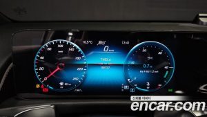 Mercedes-Benz GLB-Class GLB250 4MATIC 2021 года из Южной Кореи