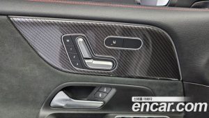 Mercedes-Benz GLB-Class GLB250 4MATIC 2021 года из Южной Кореи