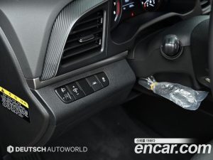 Hyundai AVANTE 1.6 2020 года из Южной Кореи