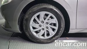 Hyundai AVANTE 1.6 2021 года из Южной Кореи