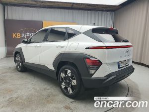 Hyundai Kona Modern 2023 года из Южной Кореи