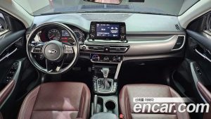 Kia Seltos Бензин 1.6 Turbo 2WD 2020 года из Южной Кореи