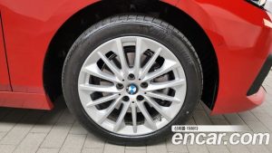 BMW 2-Series 218d Advantage 2021 года из Южной Кореи