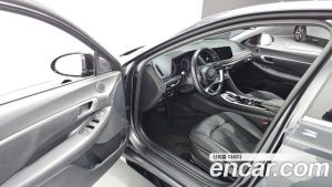 Hyundai Sonata 2.0 2022 года из Южной Кореи